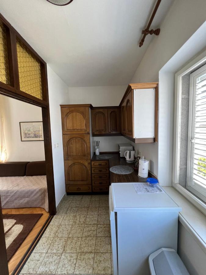 Apartment Ana, Free Garage Parking シベニク エクステリア 写真