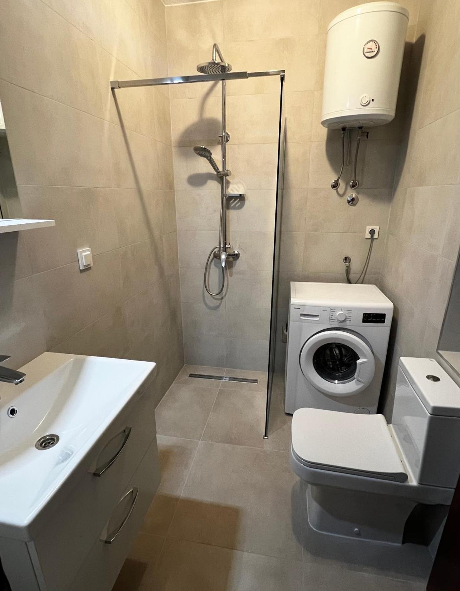 Apartment Ana, Free Garage Parking シベニク エクステリア 写真